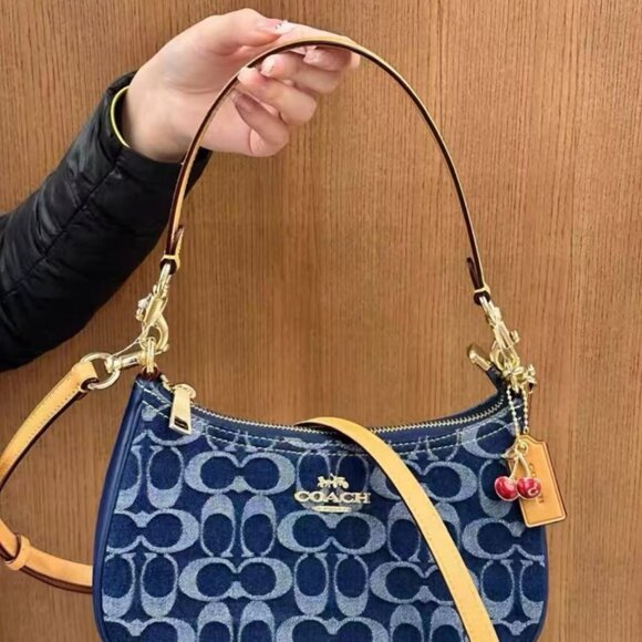 Coach Teri Mini Crossbody Bag In Signature Denim Crossbody - Picture 1 of 7